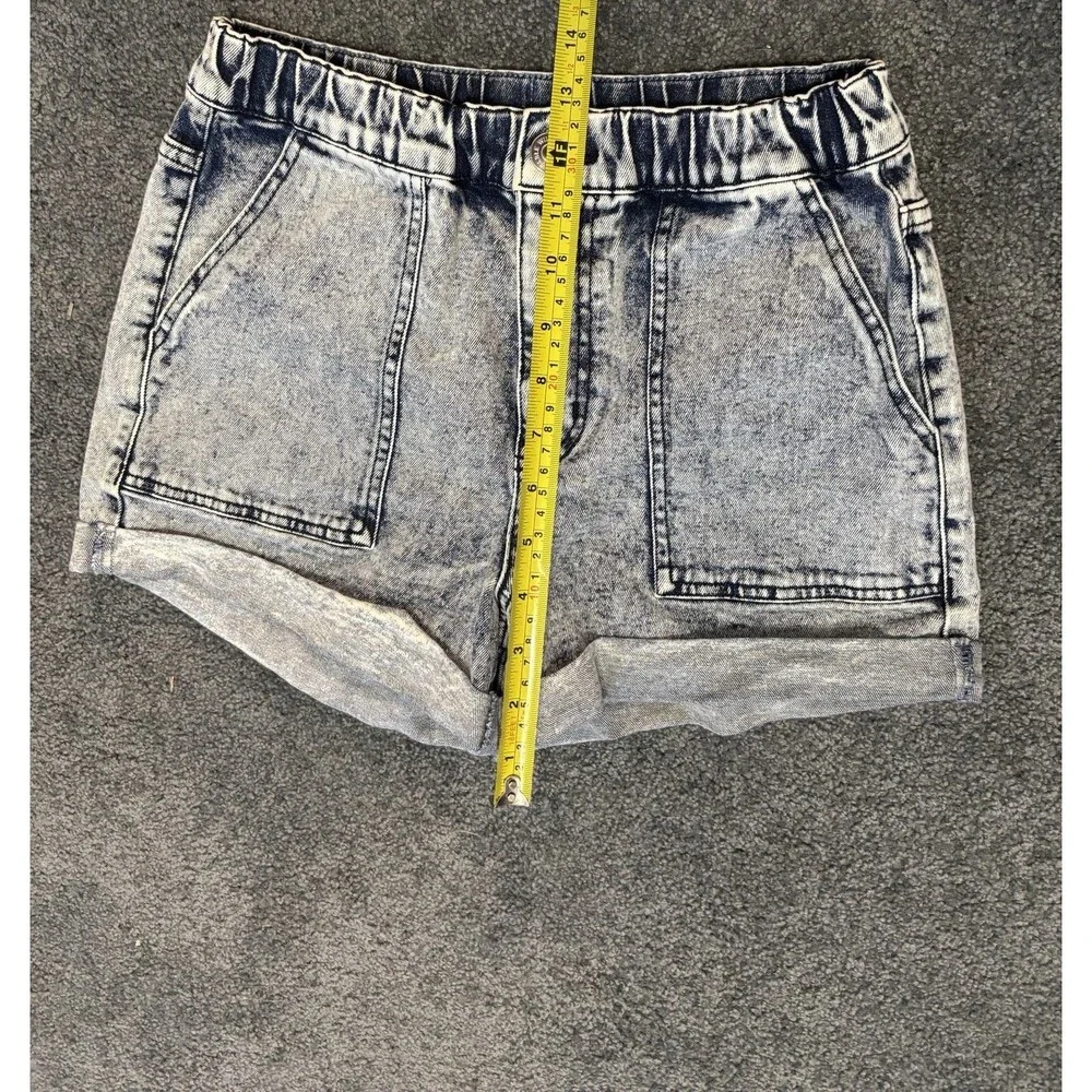 Wild Fable Acid Wash Denim Shorts Size XS - Elastic Waistband Large Pockets